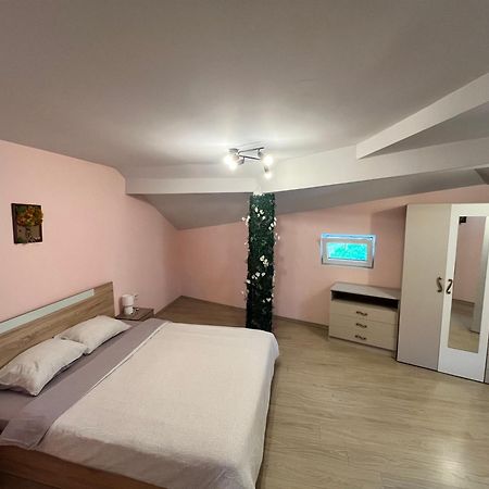 Apartment Happy Holiday Lazur Burgas ภายนอก รูปภาพ